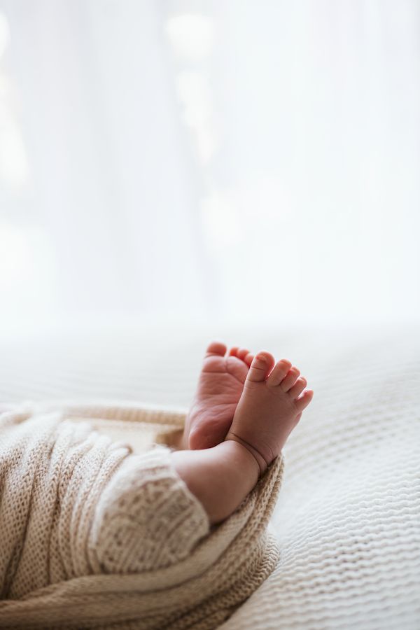 sessioni newborn a domicilio - dettaglio piedini